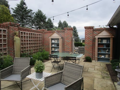 wall structure for privacy