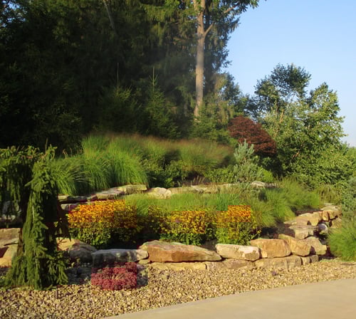 Toprock retaining wall