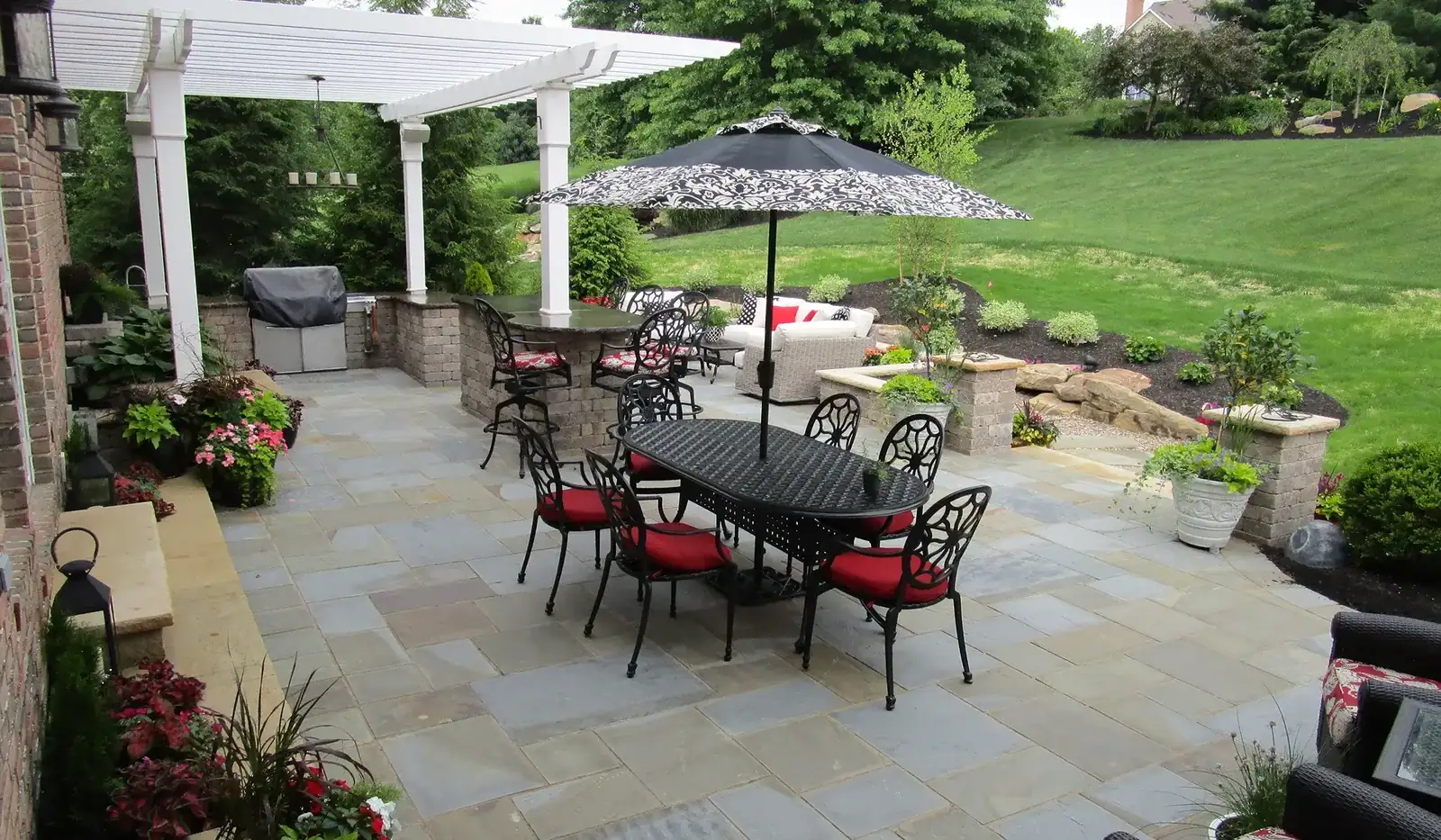 Private & Relaxing Entertaining Space