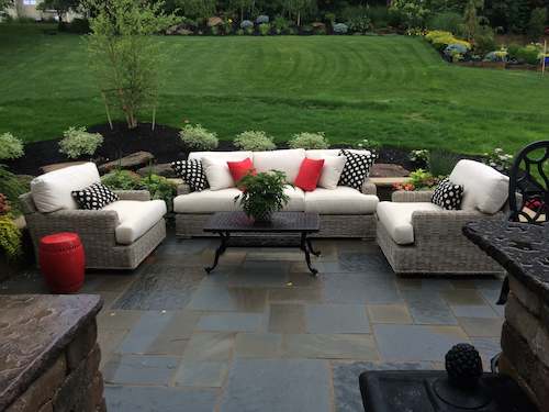 custom-landscape-patio-2-min